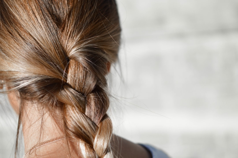 healthy hair - Hair loss therapy